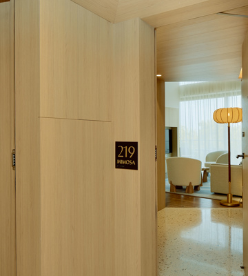 Hotel Camiral Room Suite Mimosa LR