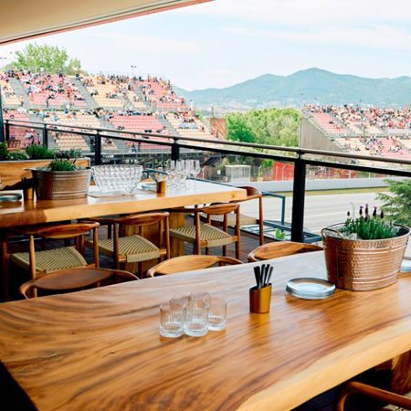 Slide 1Contacto 600X600