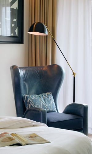 Enjoy Deluxe Rooms in Hotel Camiral 5*