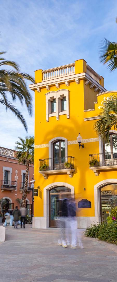 VIP Shopping Getaway | La Roca Village & Hotel Camiral