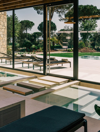 Relaxing thermal baths indoor and outdoor at luxury Camiral resort wellness spa in Catalunya