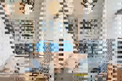 Presidential 55A4347 Min